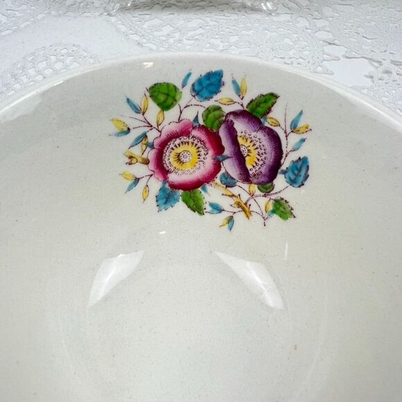 Wedgwood Evenlode Corinthian Floral Set of 2 Tea Cups & Saucers England Embossed - Picture 16 of 16